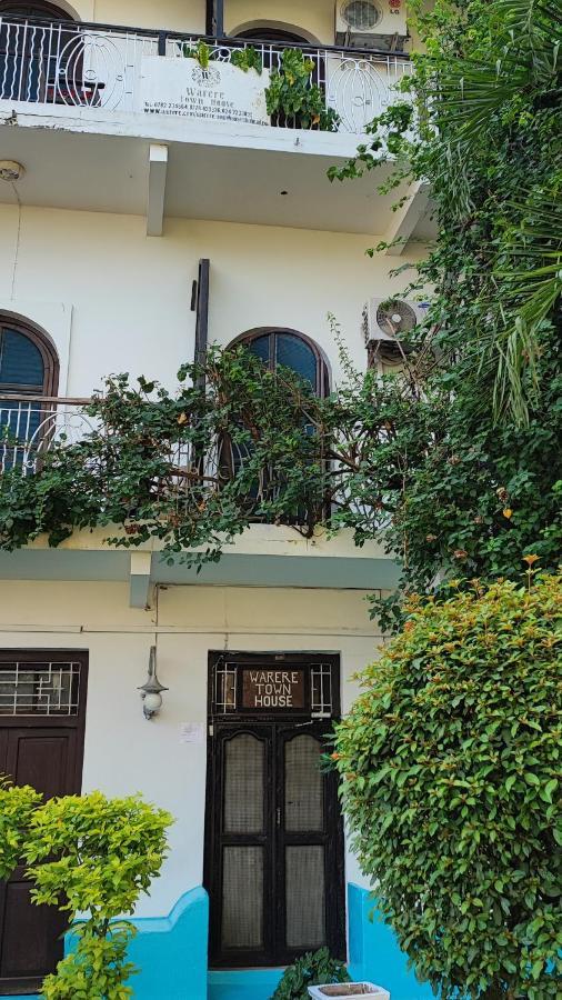 Warere Town House By Zanzibar Gem Exterior photo